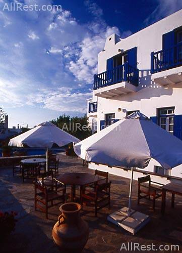 Vienoulas Garden Hotel 12